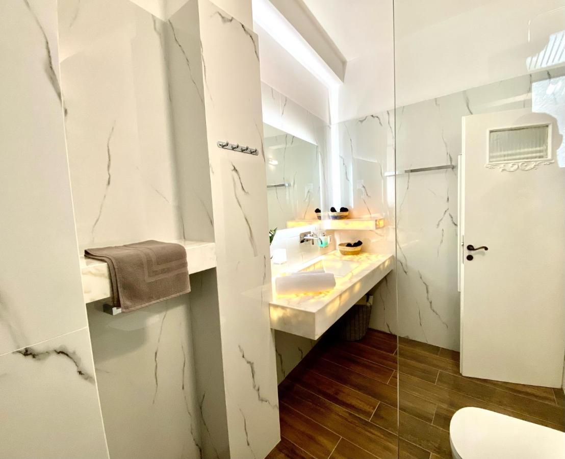 Athenian Condo Экстерьер фото